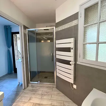 Bel Proche Du Centre Apartament *